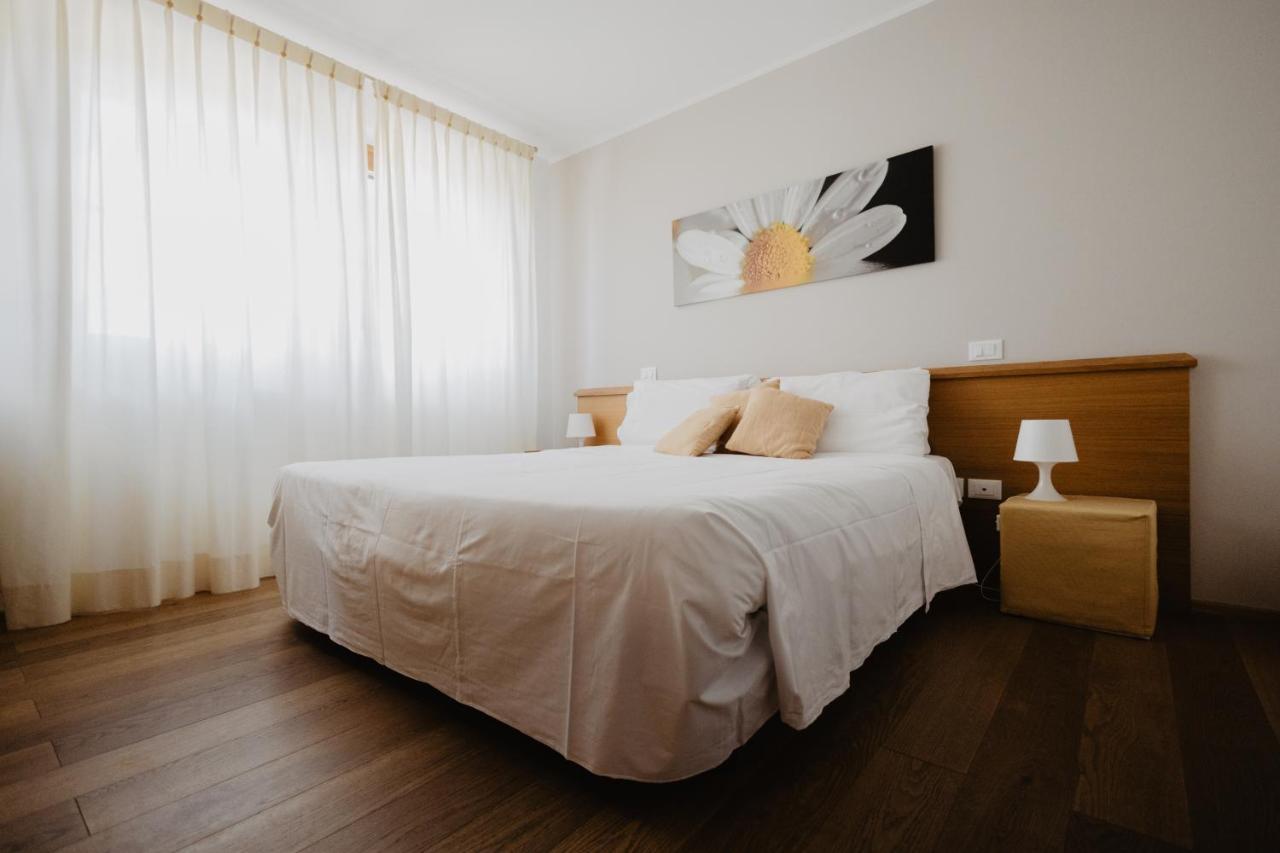 Cardo Boutique&Wine Resort Malchina Pokoj fotografie
